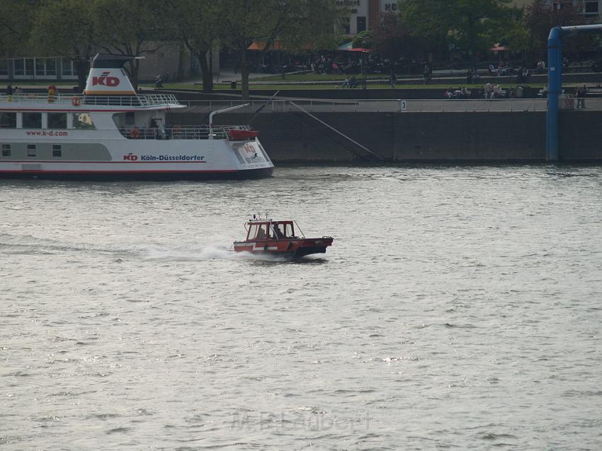 Uebungsfahrt Loeschboot und Ursula P11.JPG